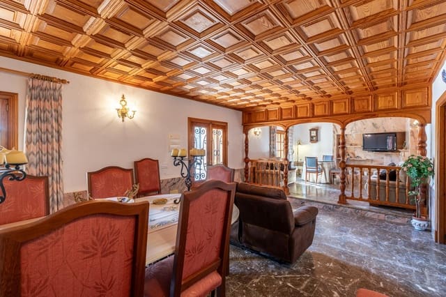 4 makuuhuone Huvila myytävänä paikassa Santa María del Camí - 875 000 € (Ref: 9605312)
