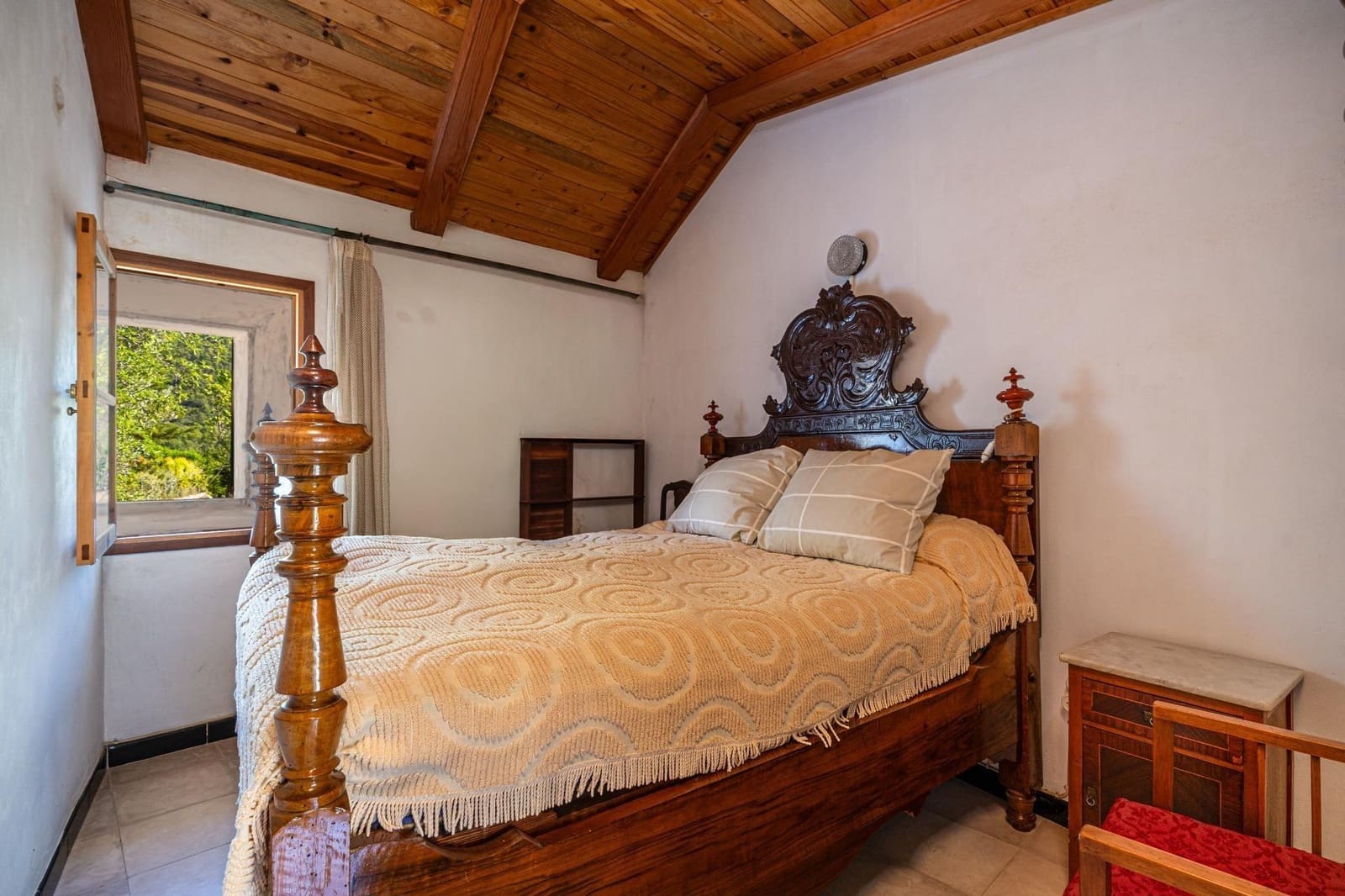 4 bedroom Villa for sale in Binibona with garage - € 780,000 (Ref: 9605316)