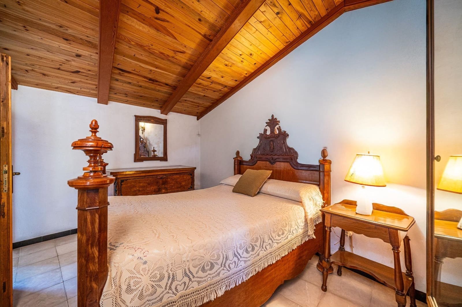 4 bedroom Villa for sale in Binibona with garage - € 780,000 (Ref: 9605316)