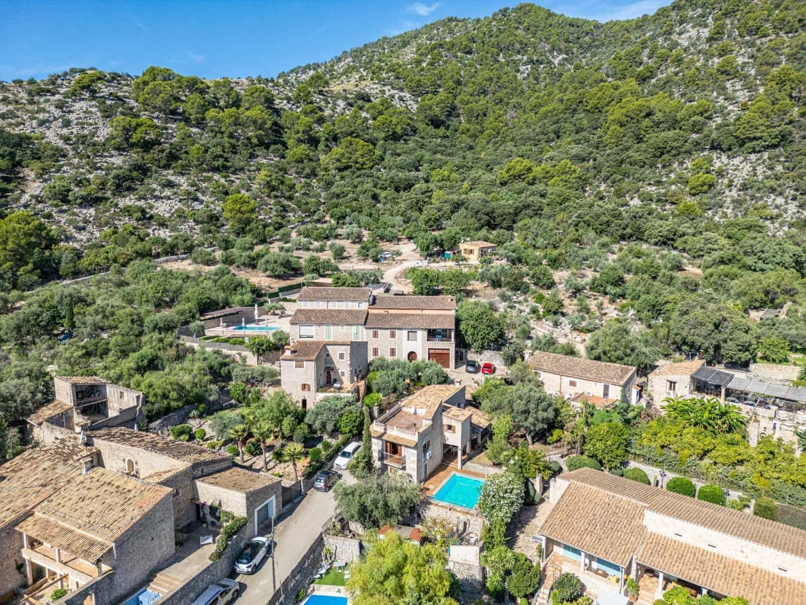 4 bedroom Villa for sale in Binibona with garage - € 780,000 (Ref: 9605316)