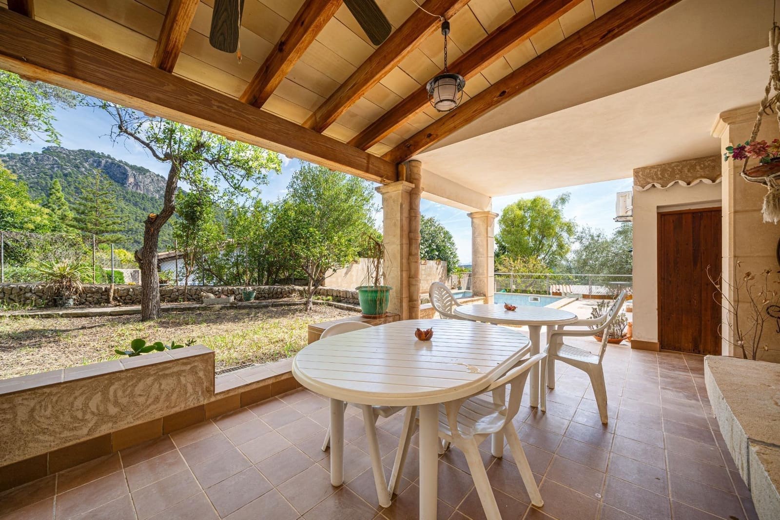 4 bedroom Villa for sale in Binibona with garage - € 780,000 (Ref: 9605316)