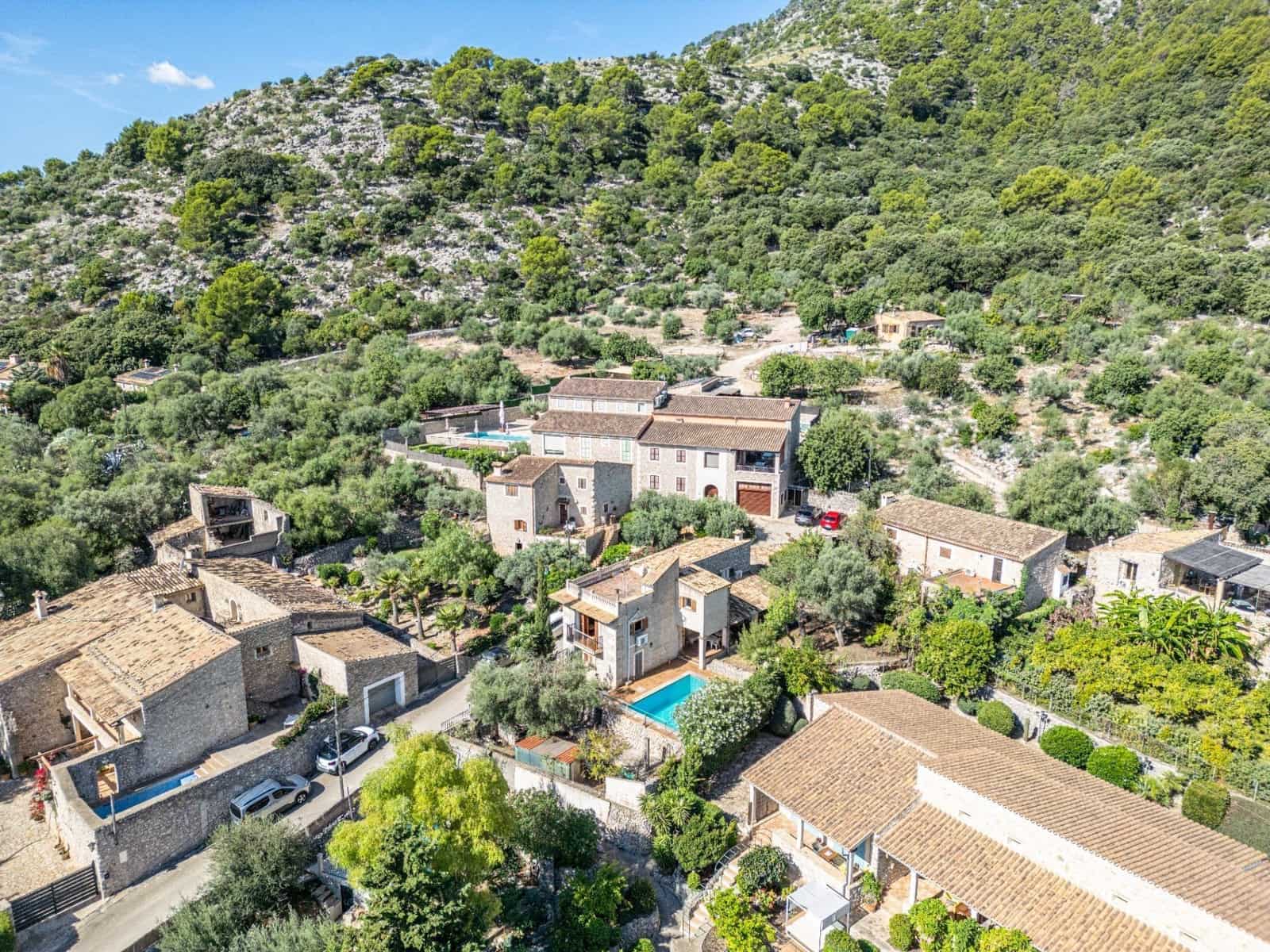 4 bedroom Villa for sale in Binibona with garage - € 780,000 (Ref: 9605316)