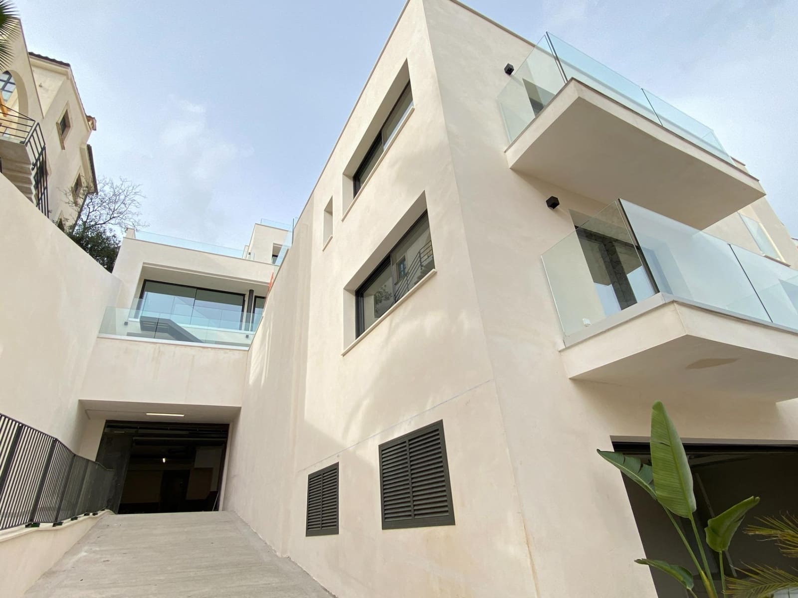 3 quarto Apartamento para venda em Genova com piscina garagem - 950 000 € (Ref: 9605318)