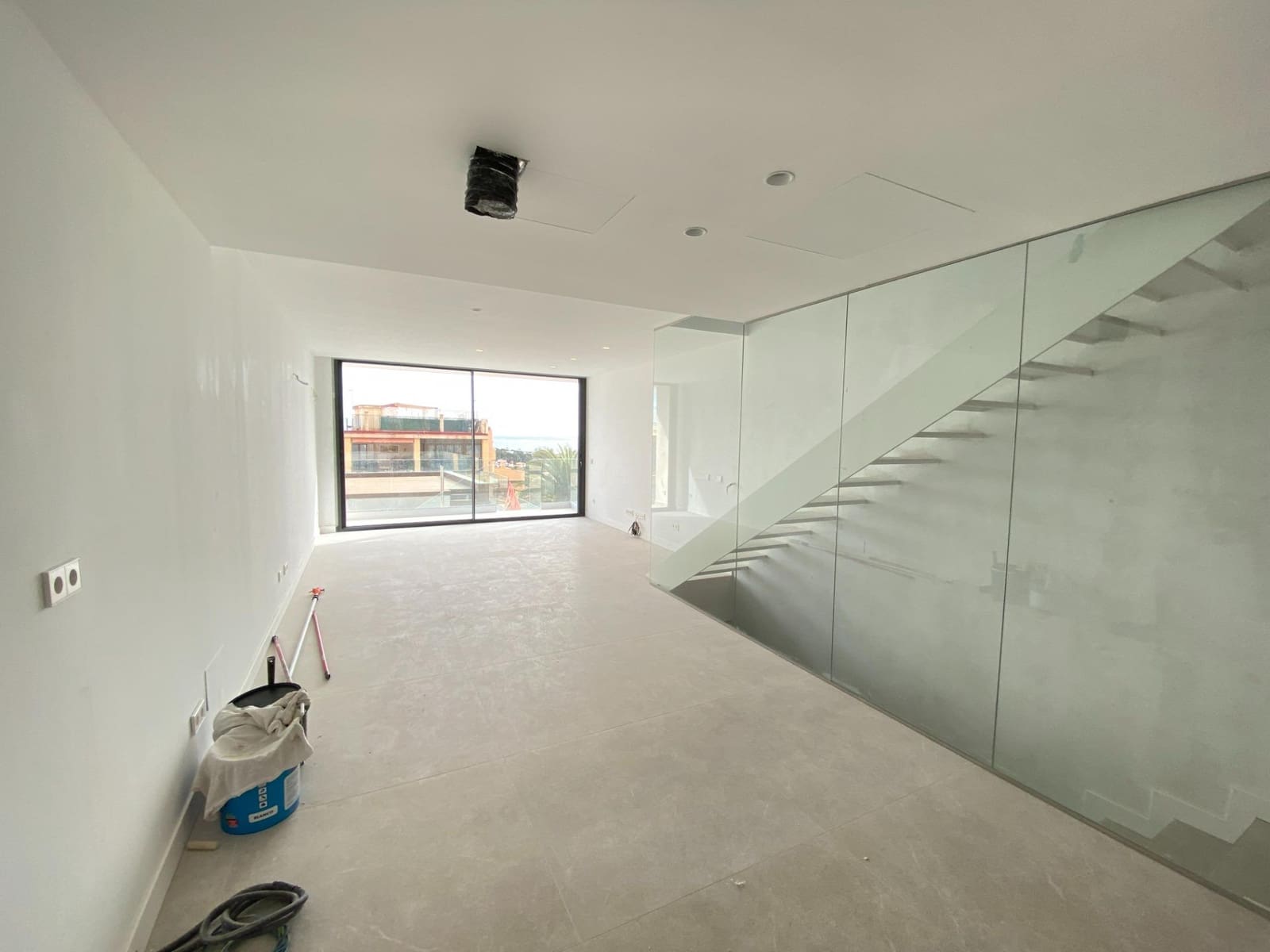 3 quarto Apartamento para venda em Genova com piscina garagem - 950 000 € (Ref: 9605318)