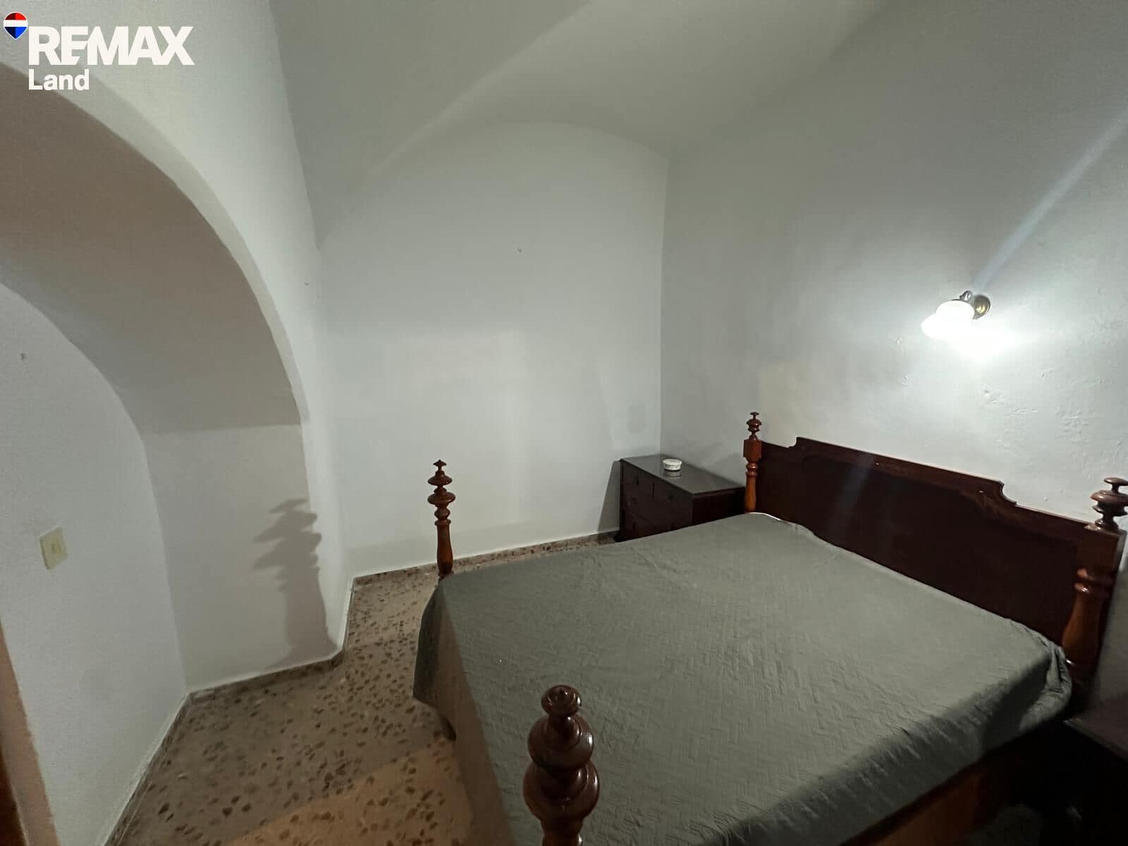 2 bedroom Villa for sale in Petra with garage - € 450,000 (Ref: 9605319)