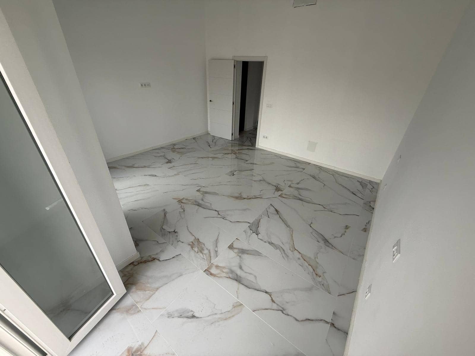 2 bedroom Townhouse for sale in Portocristo / Port de Manacor - € 300,000 (Ref: 9686368)