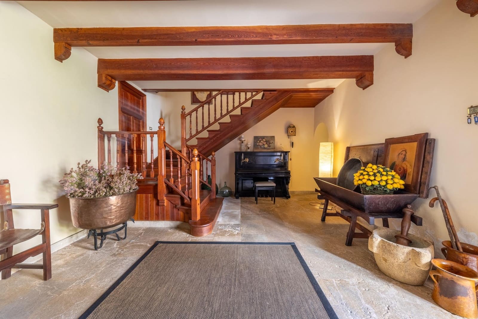 11 soveværelse Finca/Landehus til salg i Escorca med swimmingpool garage - € 6.000.000 (Ref: 9806439)