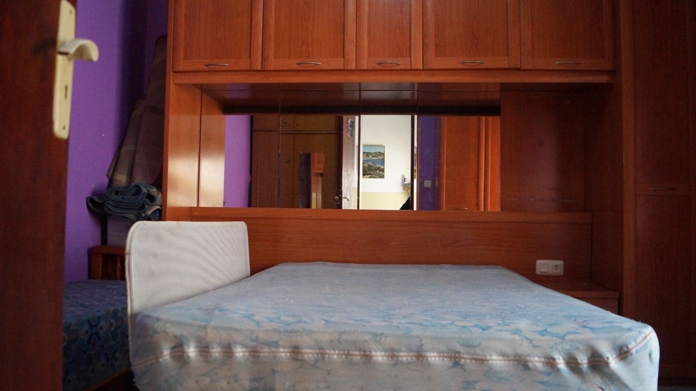 9 sovrum Hus till salu i Torredembarra med garage - 200 000 € (Ref: 9617919)