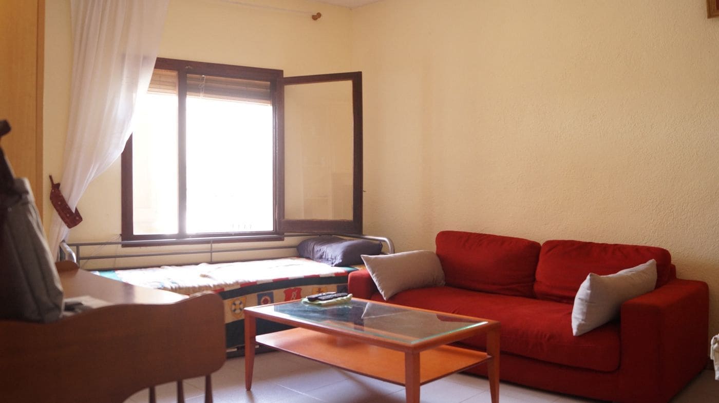 9 sovrum Hus till salu i Torredembarra med garage - 200 000 € (Ref: 9617919)