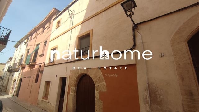 Casa de 9 habitaciones en Torredembarra en venta con garaje - 200.000 € (Ref: 9617919)