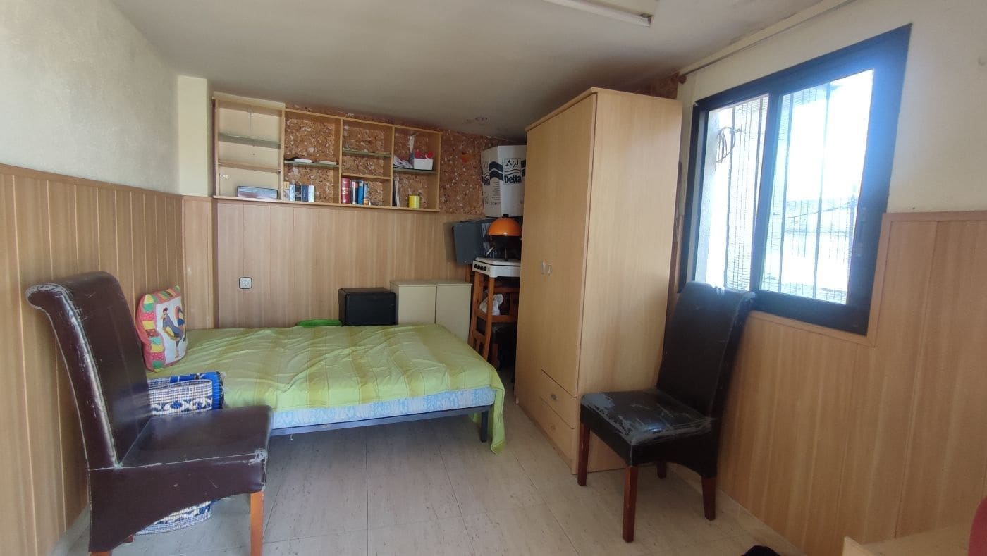 9 sovrum Hus till salu i Torredembarra med garage - 200 000 € (Ref: 9617919)