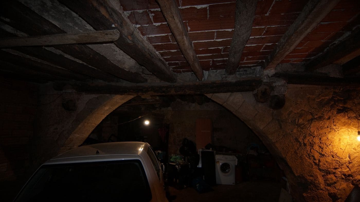 4 slaapkamer Huis te koop in L'Albi met garage - € 48.000 (Ref: 9617927)