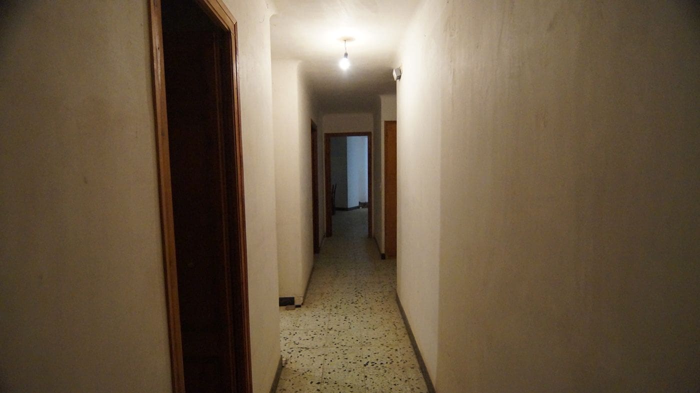 4 slaapkamer Huis te koop in L'Albi met garage - € 48.000 (Ref: 9617927)