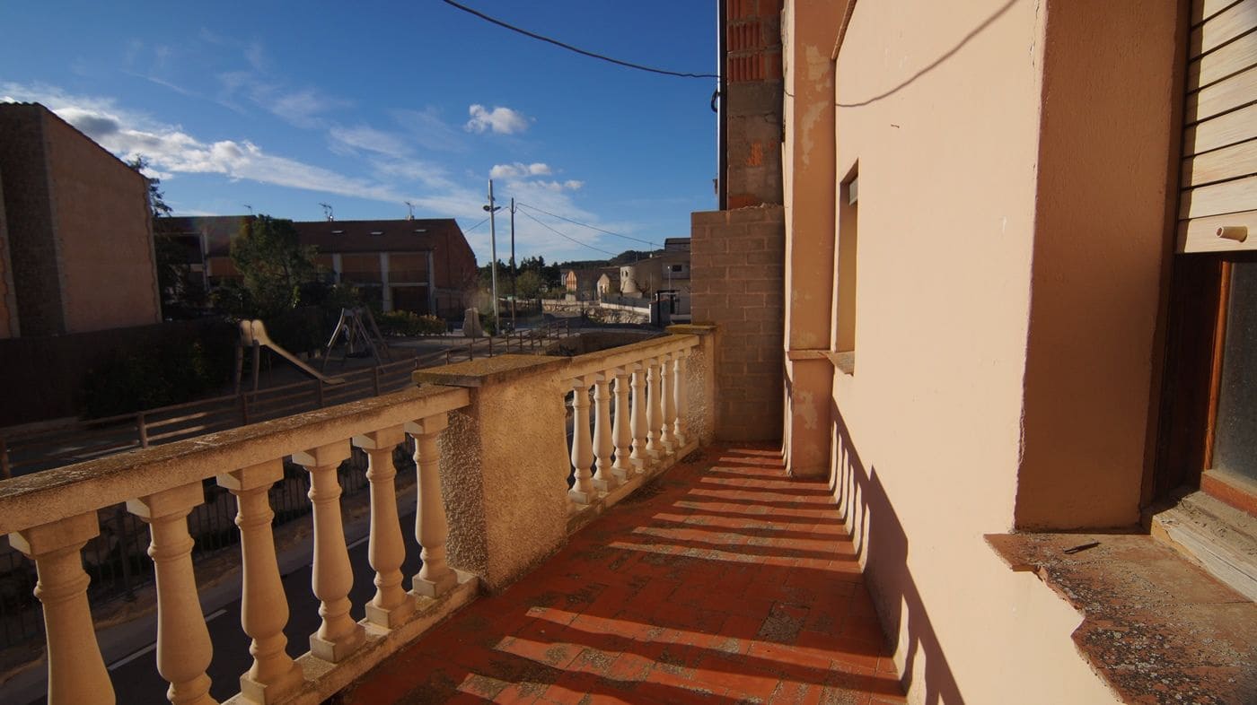 4 slaapkamer Huis te koop in L'Albi met garage - € 48.000 (Ref: 9617927)