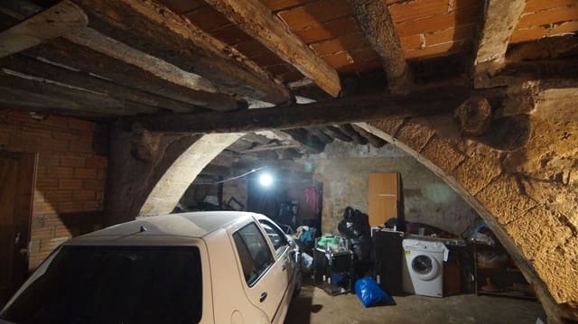 4 slaapkamer Huis te koop in L'Albi met garage - € 48.000 (Ref: 9617927)