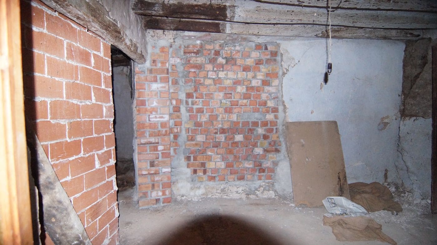 4 slaapkamer Huis te koop in L'Albi met garage - € 48.000 (Ref: 9617927)