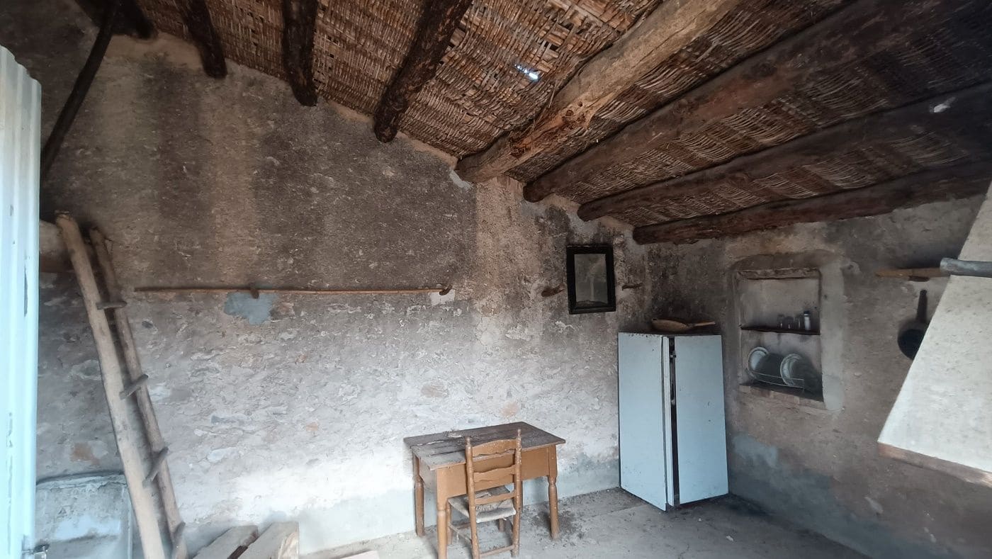 Finca/Country House for sale in Rasquera - € 35,000 (Ref: 9617932)