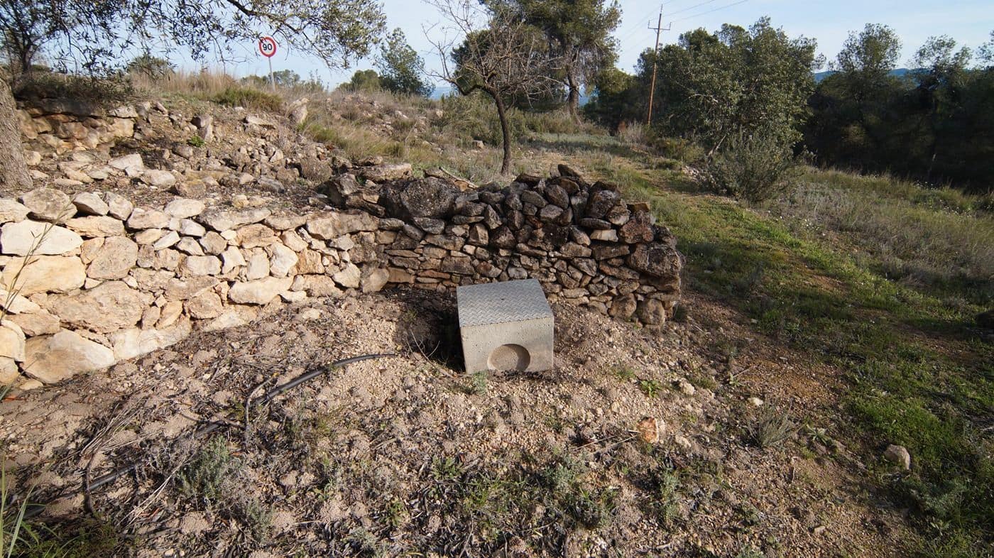 Finka/Dom wiejski na sprzedaż w Rasquera - 25 000 € (Ref: 9617937)