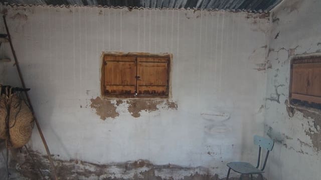 Finka/Dom wiejski na sprzedaż w Rasquera - 35 000 € (Ref: 9617938)