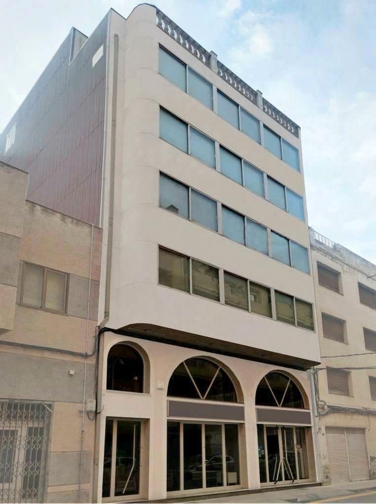 10 sovrum Lägenhet till salu i L'Ametlla de Mar - 800 000 € (Ref: 9617943)