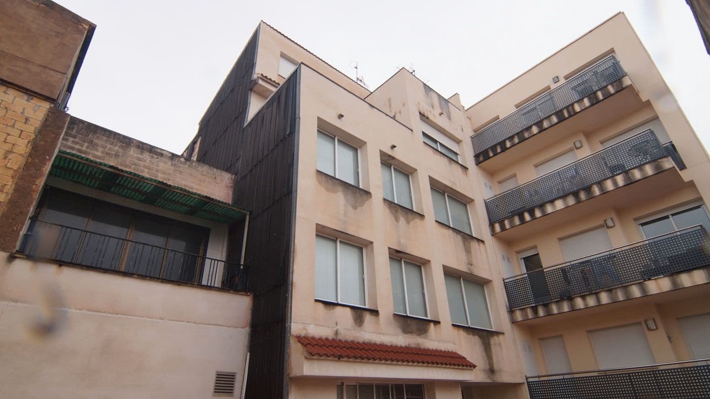 10 sovrum Lägenhet till salu i L'Ametlla de Mar - 800 000 € (Ref: 9617943)