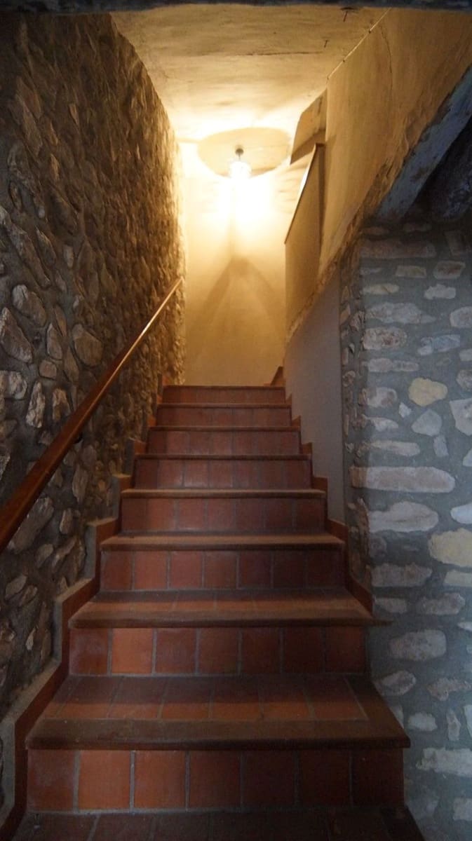 6 bedroom Townhouse for sale in Rasquera - € 80,000 (Ref: 9617944)