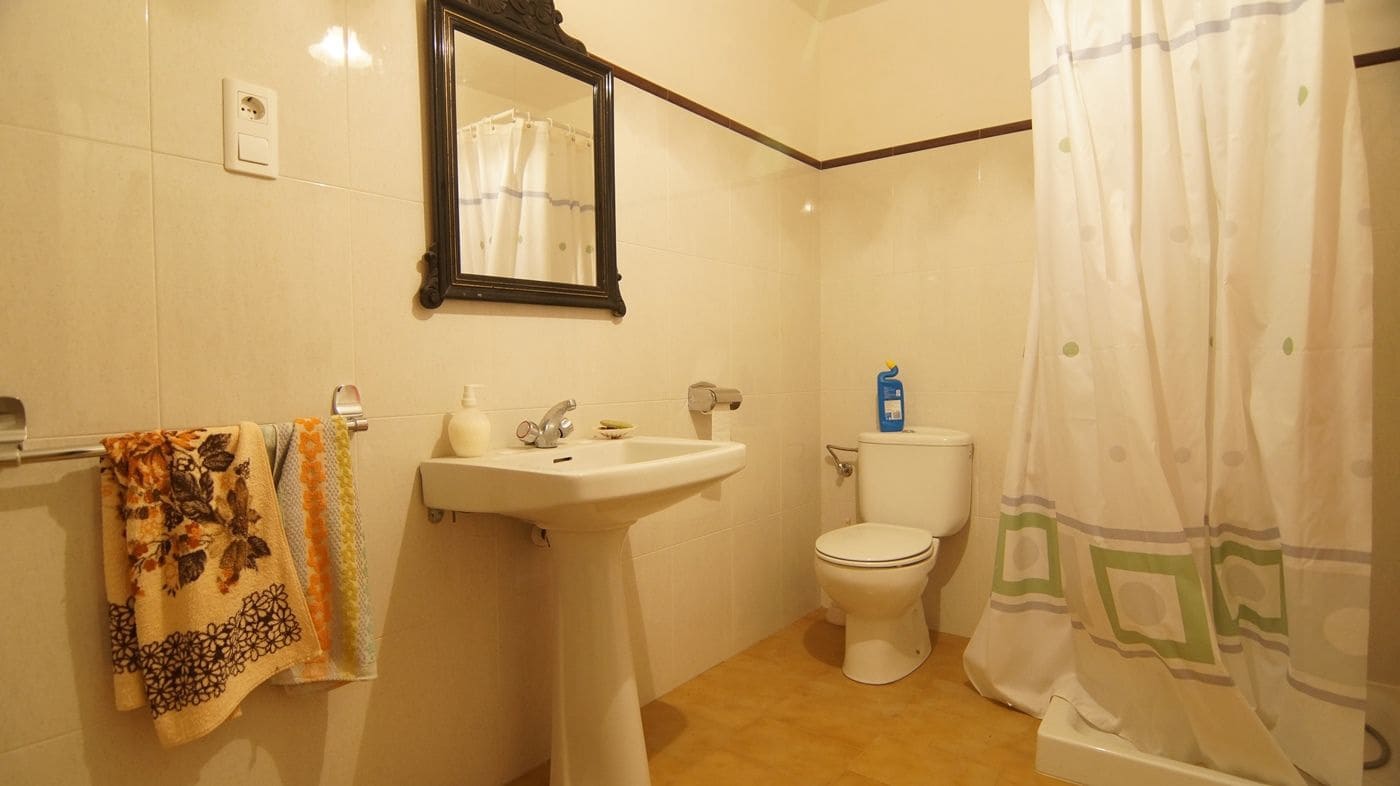 6 bedroom Townhouse for sale in Rasquera - € 80,000 (Ref: 9617944)