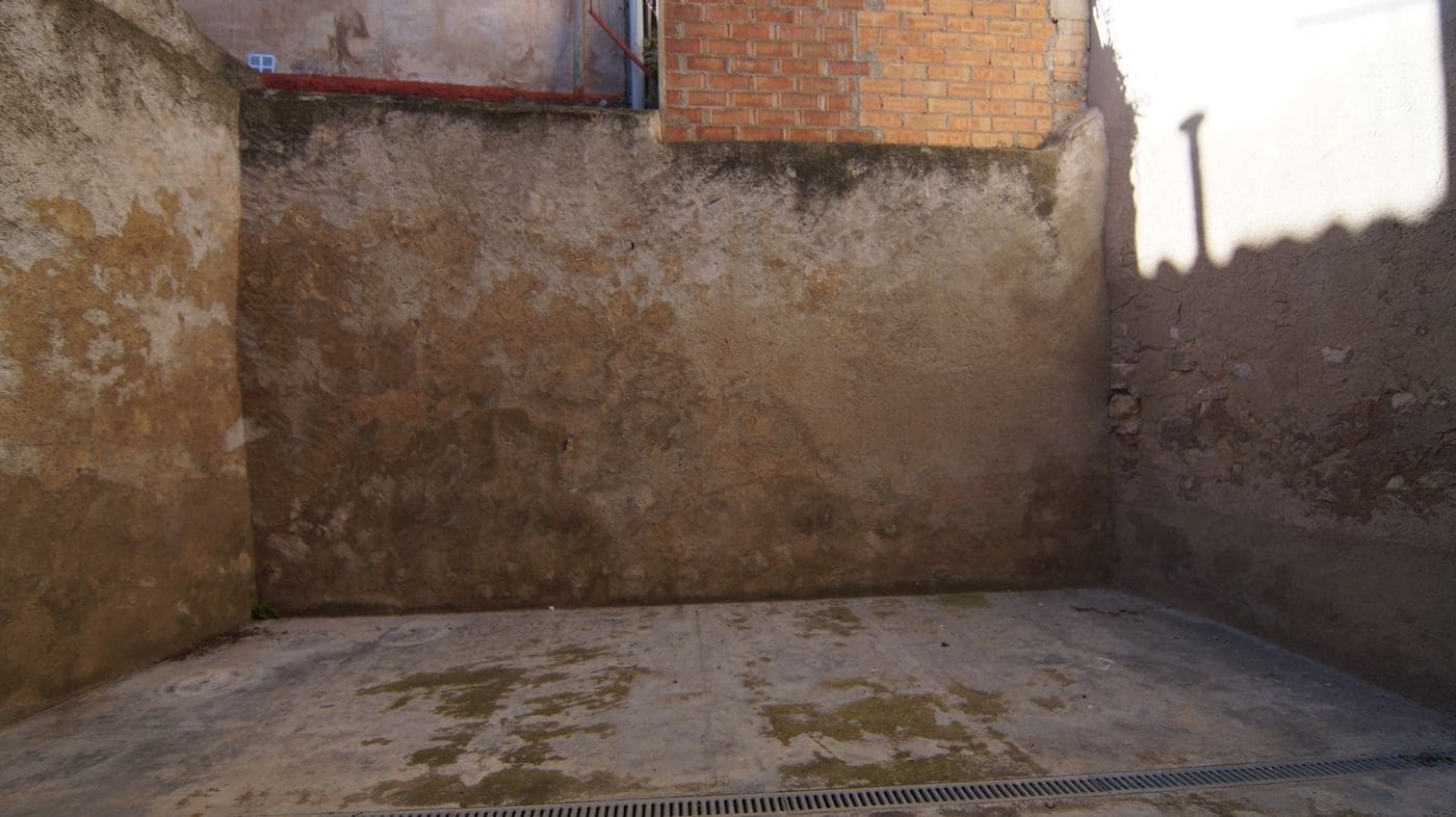 6 bedroom Townhouse for sale in Rasquera - € 80,000 (Ref: 9617944)