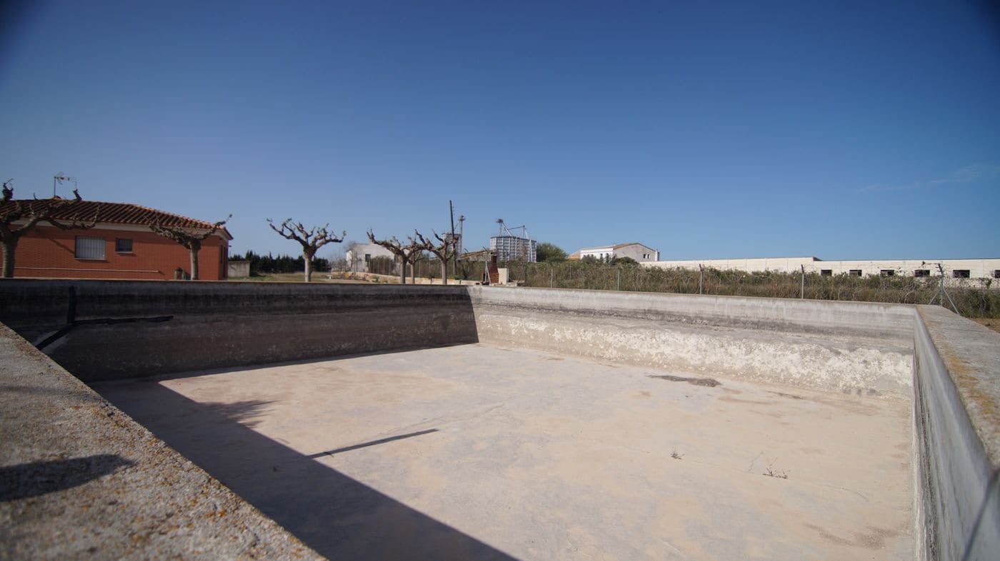 6 bedroom Finca/Country House for sale in Reus with garage - € 400,000 (Ref: 9617945)