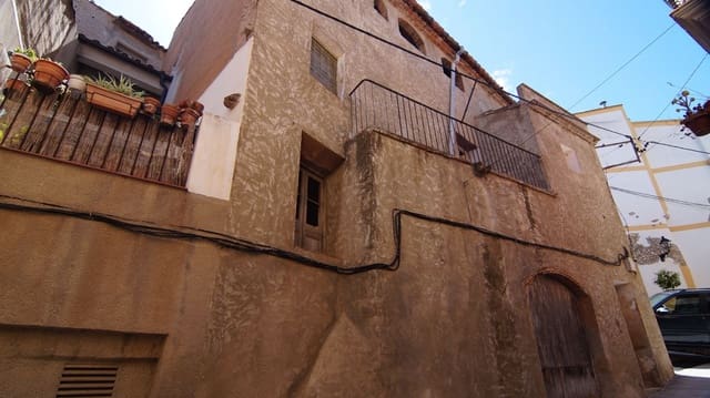 3 chambre Maison de Ville à vendre à Rasquera - 23 000 € (Ref: 9617946)