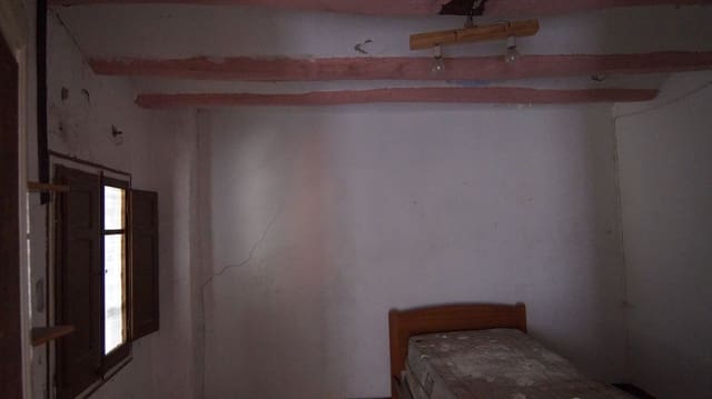 3 chambre Maison de Ville à vendre à Rasquera - 23 000 € (Ref: 9617946)