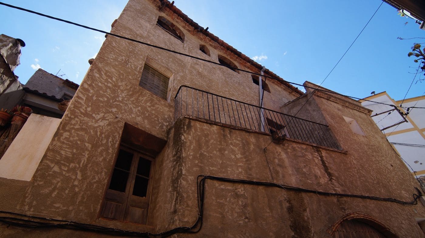 3 chambre Maison de Ville à vendre à Rasquera - 23 000 € (Ref: 9617946)