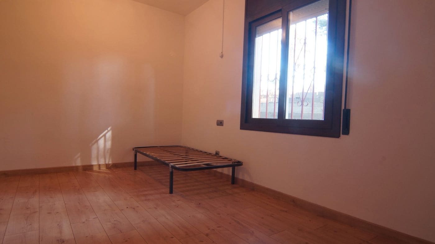 5 sypialnia Willa na sprzedaż w El Catllar z basenem garażem - 360 000 € (Ref: 9617949)