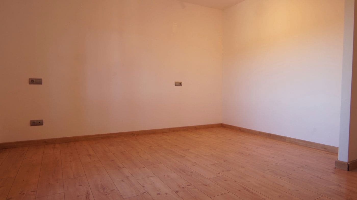 5 sypialnia Willa na sprzedaż w El Catllar z basenem garażem - 360 000 € (Ref: 9617949)