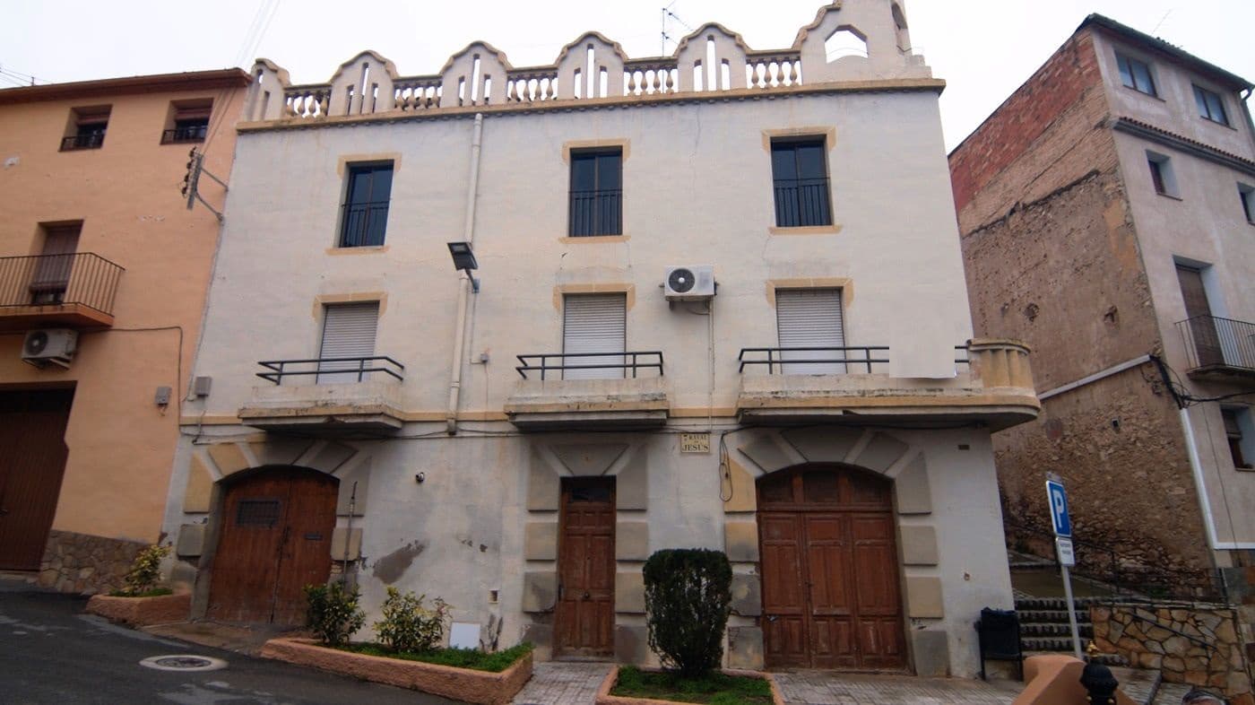 2 quarto Moradia Geminada para venda em Mora d'Ebre com garagem - 135 000 € (Ref: 9617950)