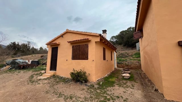 Finca/Casa Rural de 2 habitaciones en Cornudella de Montsant en venta - 295.000 € (Ref: 9617952)