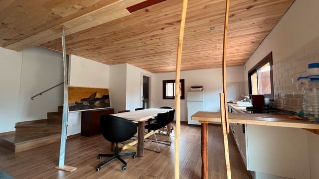 Finca/Casa Rural de 2 habitaciones en Cornudella de Montsant en venta - 295.000 € (Ref: 9617952)