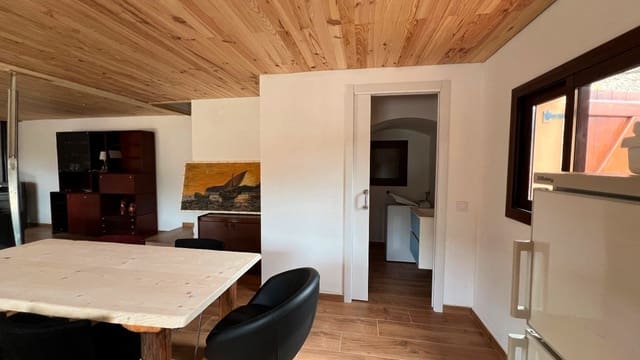 Finca/Casa Rural de 2 habitaciones en Cornudella de Montsant en venta - 295.000 € (Ref: 9617952)