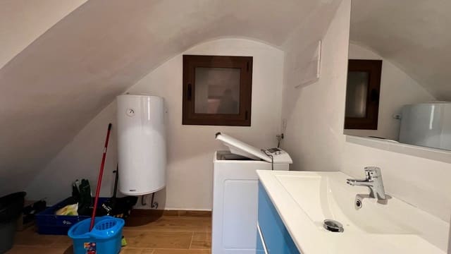 Finca/Casa Rural de 2 habitaciones en Cornudella de Montsant en venta - 295.000 € (Ref: 9617952)