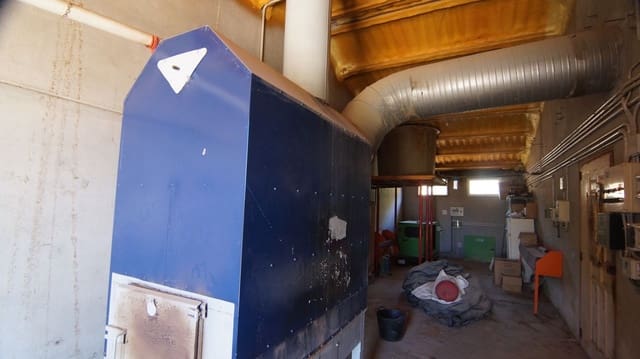 Komercyjne na sprzedaż w Els Omellons - 750 000 € (Ref: 9617954)