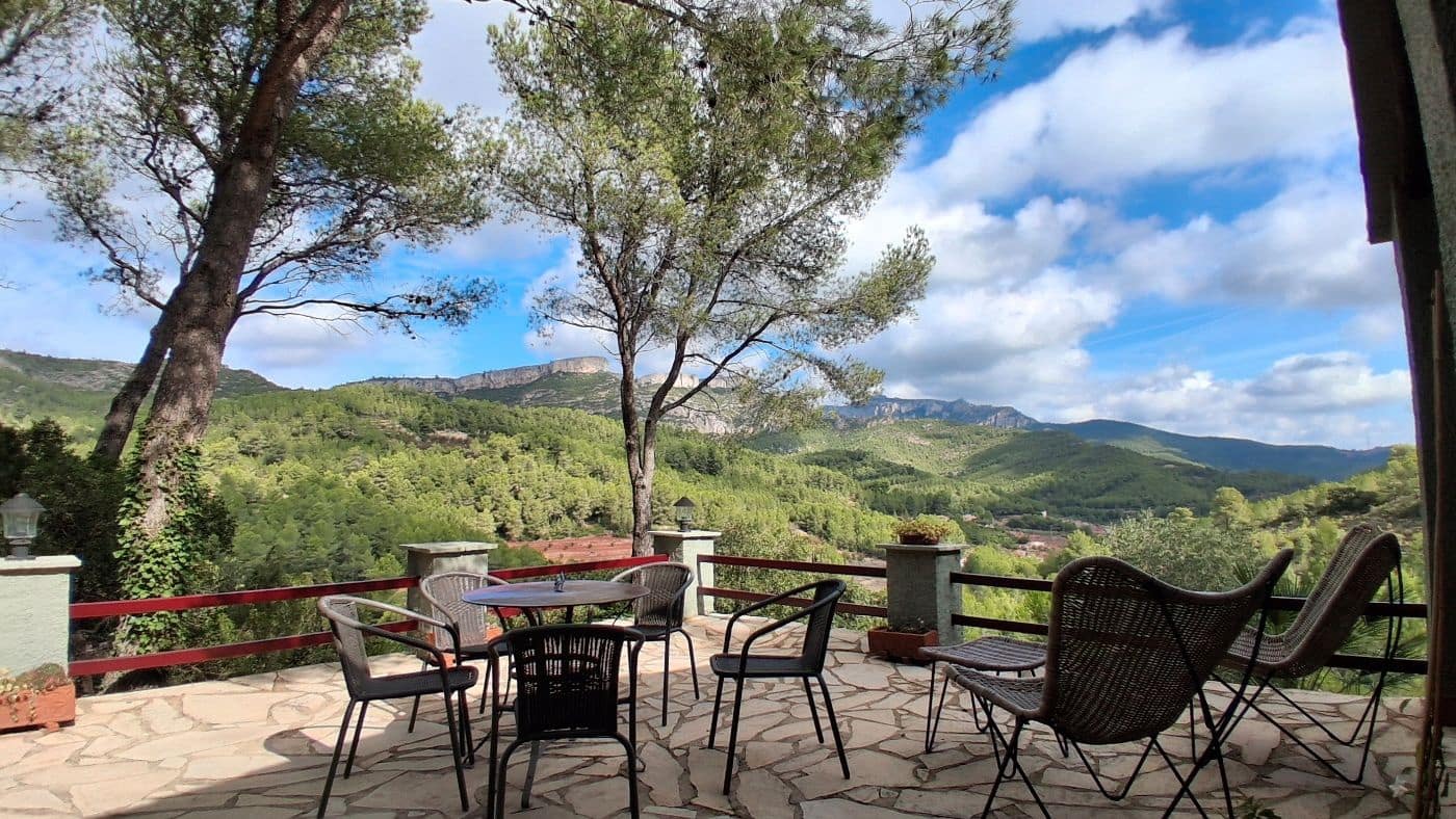 5 sovrum Villa till salu i Pratdip med pool garage - 425 000 € (Ref: 9617955)