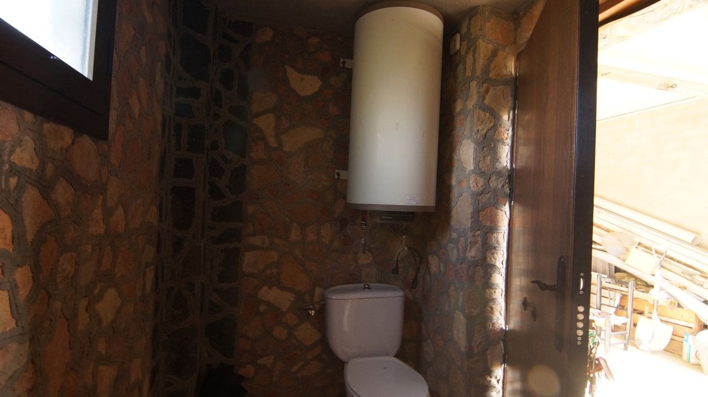 Finca/Hus på landet till salu i Falset - 140 000 € (Ref: 9617956)