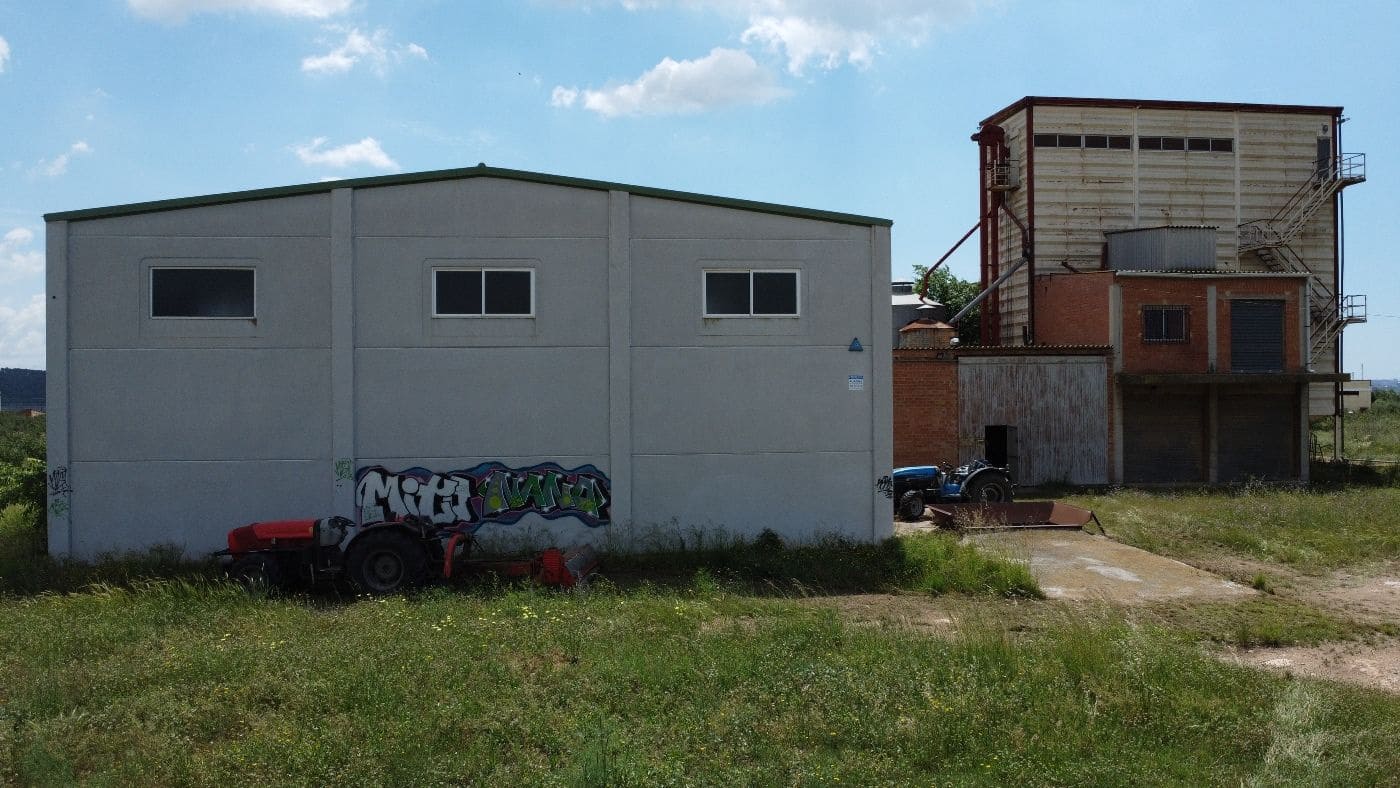 Commercieel te koop in Vilallonga del Camp - € 600.000 (Ref: 9617960)