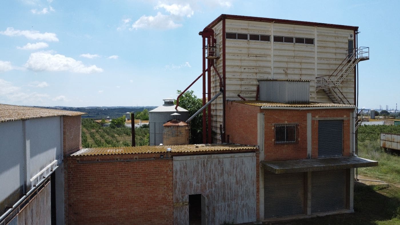 Commercieel te koop in Vilallonga del Camp - € 600.000 (Ref: 9617960)