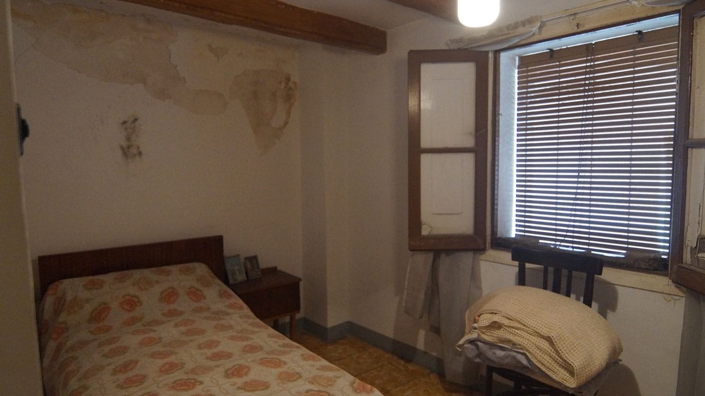 4 soverom Hus til salgs i Ginestar - € 42 000 (Ref: 9617966)