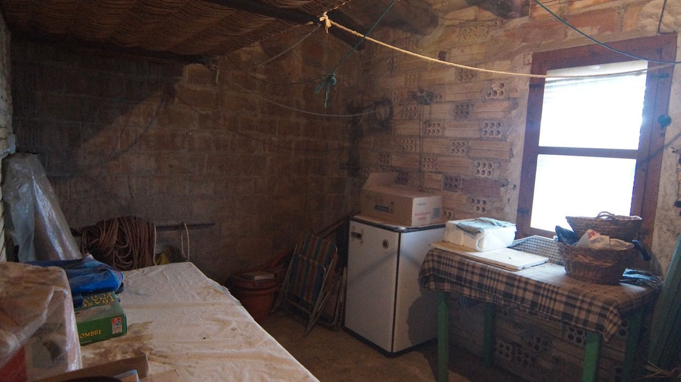 4 soverom Hus til salgs i Ginestar - € 42 000 (Ref: 9617966)