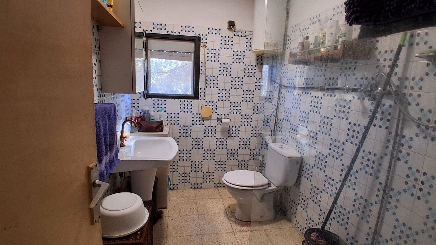 3 soveværelse Finca/Landehus til salg i Flix med garage - € 310.000 (Ref: 9617969)