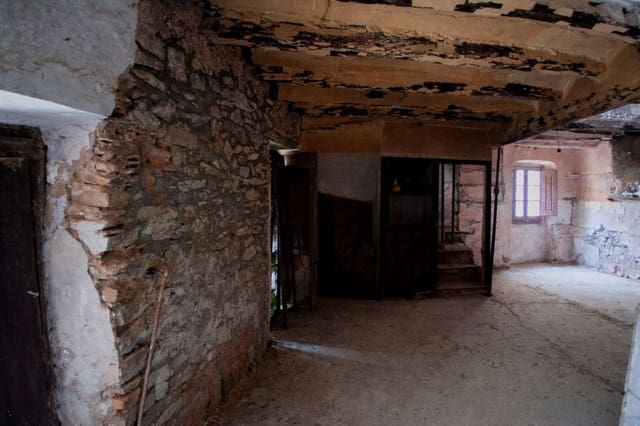 3 sovrum Semi-fristående Villa till salu i La Torre de Fontaubella med garage - 62 000 € (Ref: 9617972)