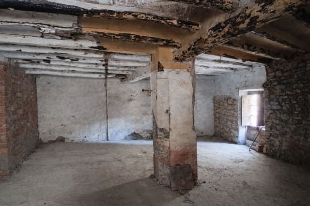 3 sovrum Semi-fristående Villa till salu i La Torre de Fontaubella med garage - 62 000 € (Ref: 9617972)