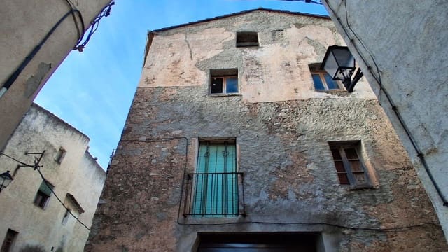 3 sovrum Semi-fristående Villa till salu i La Torre de Fontaubella med garage - 62 000 € (Ref: 9617972)